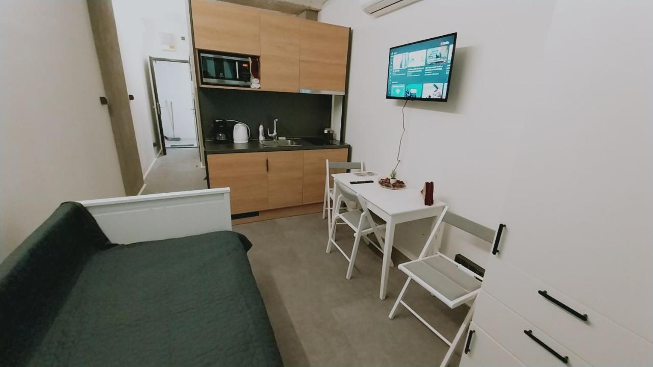 Peaceful Basement Apartment With Terrace & Free Gym Budapeşte Dış mekan fotoğraf