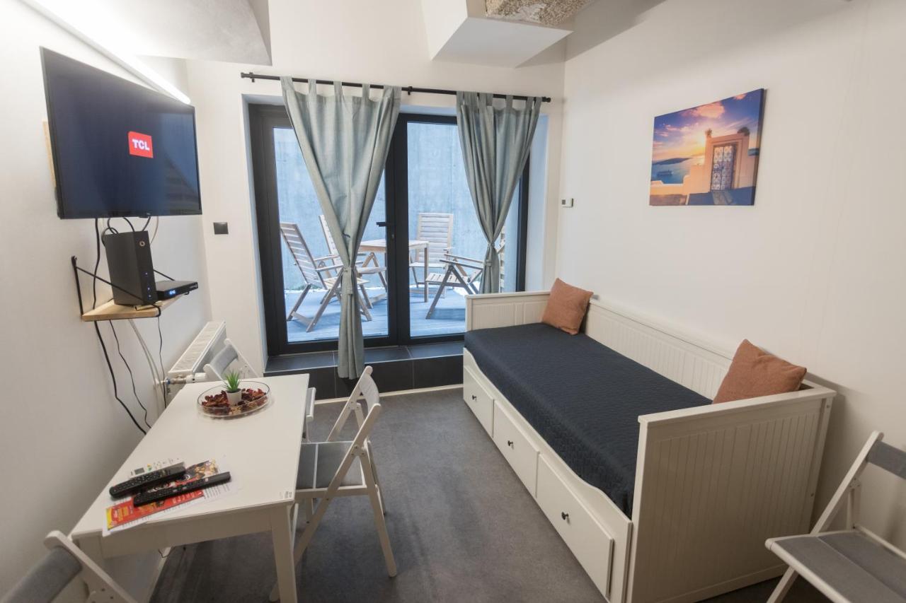 Peaceful Basement Apartment With Terrace & Free Gym Budapeşte Dış mekan fotoğraf