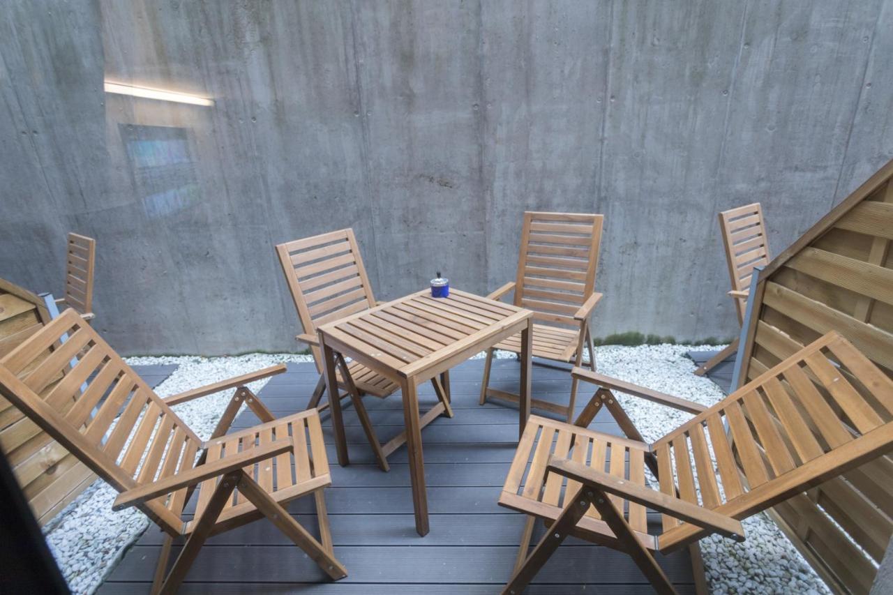 Peaceful Basement Apartment With Terrace & Free Gym Budapeşte Dış mekan fotoğraf