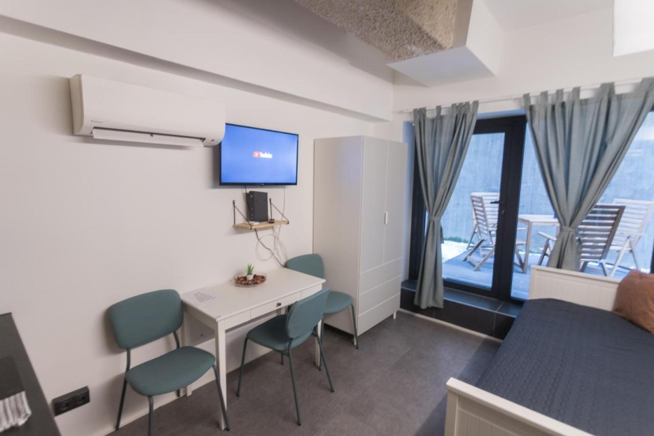 Peaceful Basement Apartment With Terrace & Free Gym Budapeşte Dış mekan fotoğraf
